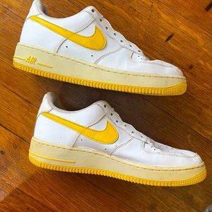 Nike Air Force 1   Size 8